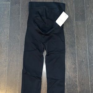 Blanqi Everyday Maternity Crop Leggings